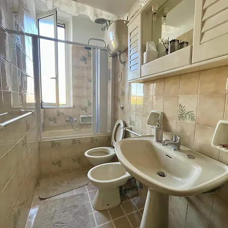 Casa Azalea Ликата